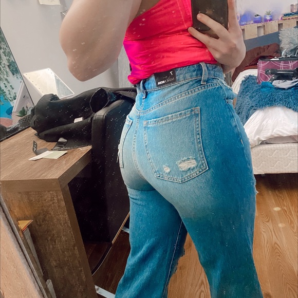 Fashion Nova jeans - Picture 2 of 6
